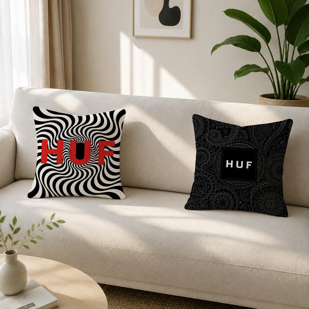 스트리트웨어 브랜드 HUF 쿠션 커버 부드러운 플러시  - Streetwear Brand Home Decor 리뷰 및 가격